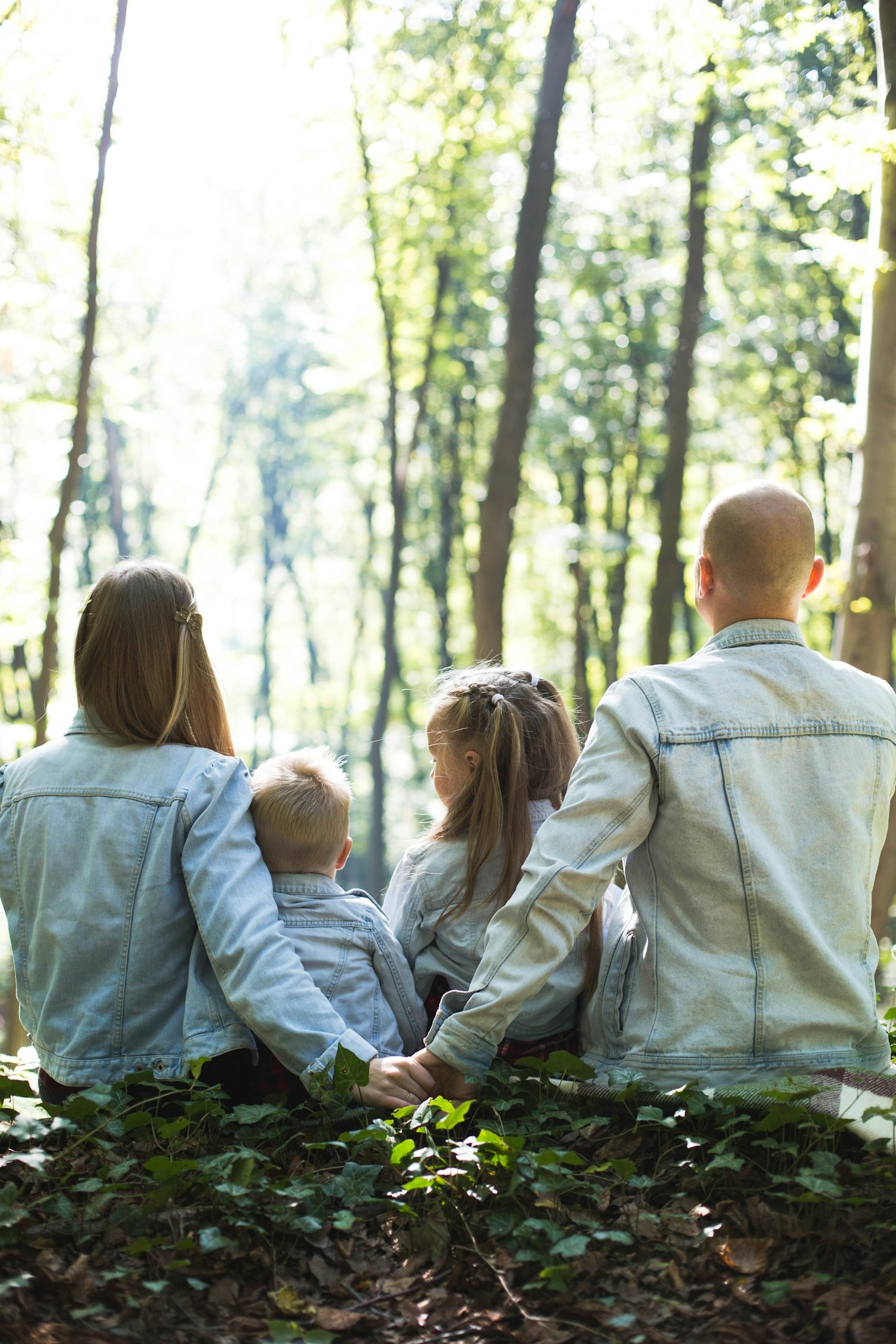 How to Balance Adventure and Relaxation on Family Trips